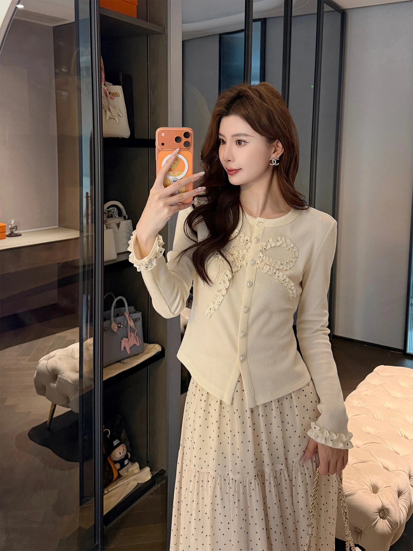 

Kun Love Pure Beige Knitted Cardigan Women's Elegant Early Spring Chic Top 2026 New Style Long Sleeve Regular Length Button D...