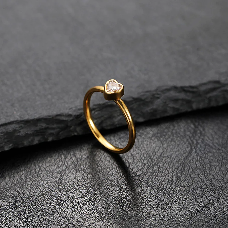 Women\'s Heart Shaped Crystal Zircon Stainless Steel Ring Fashion Customization Name Date Gold Wedding Jewelry Couple Gift