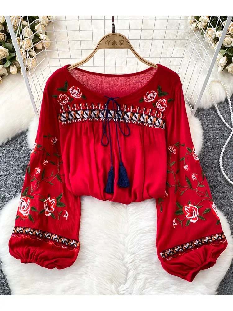 Women Spring Autumn Blouse Bohemian Vintage Lantern Long Sleeve Round Neck Embroidered Loose Pullover Shirt Casual Top D5081