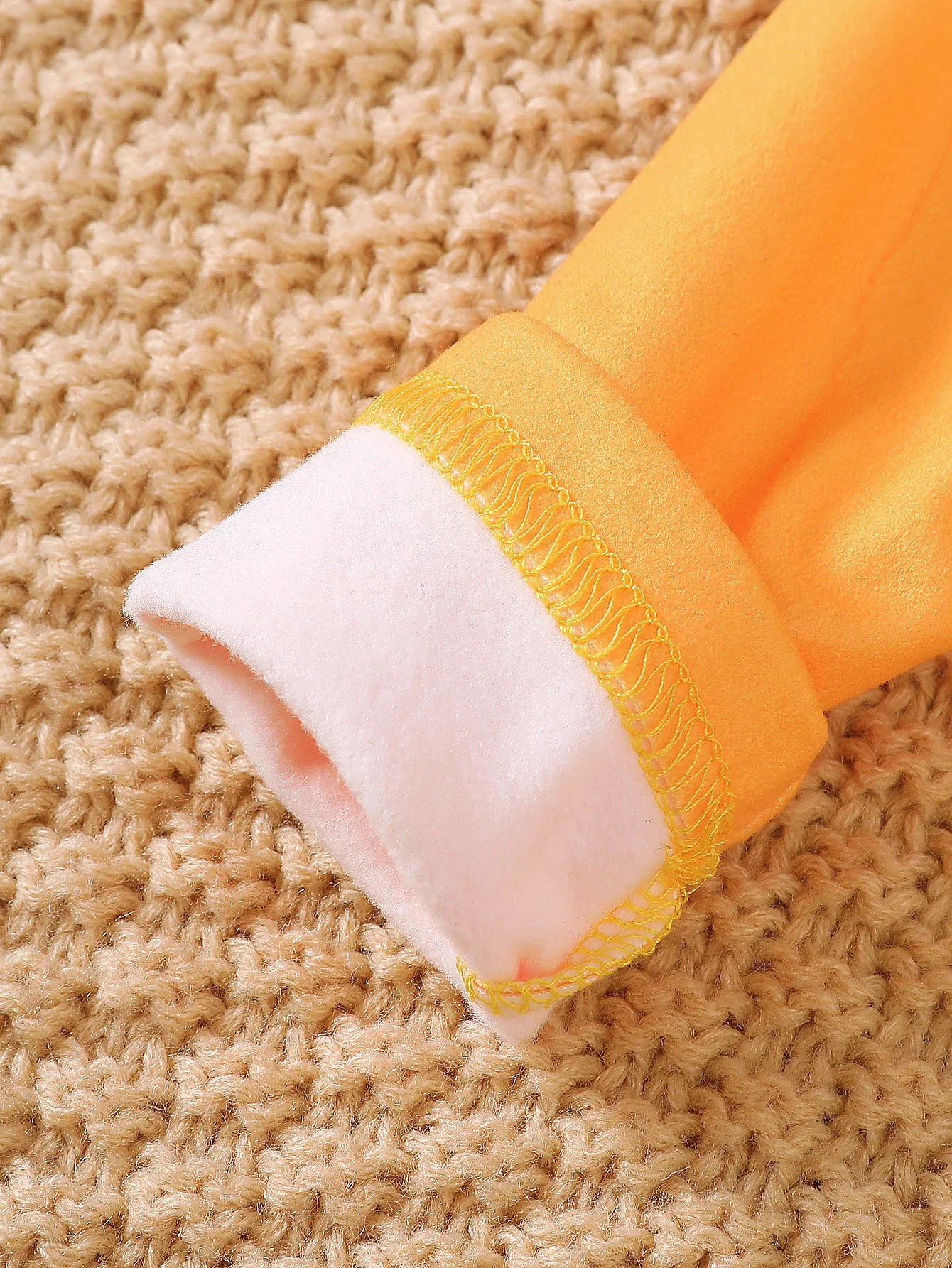 3-piece set of autumn casual v - Baby Clothing Fabric recension och pris