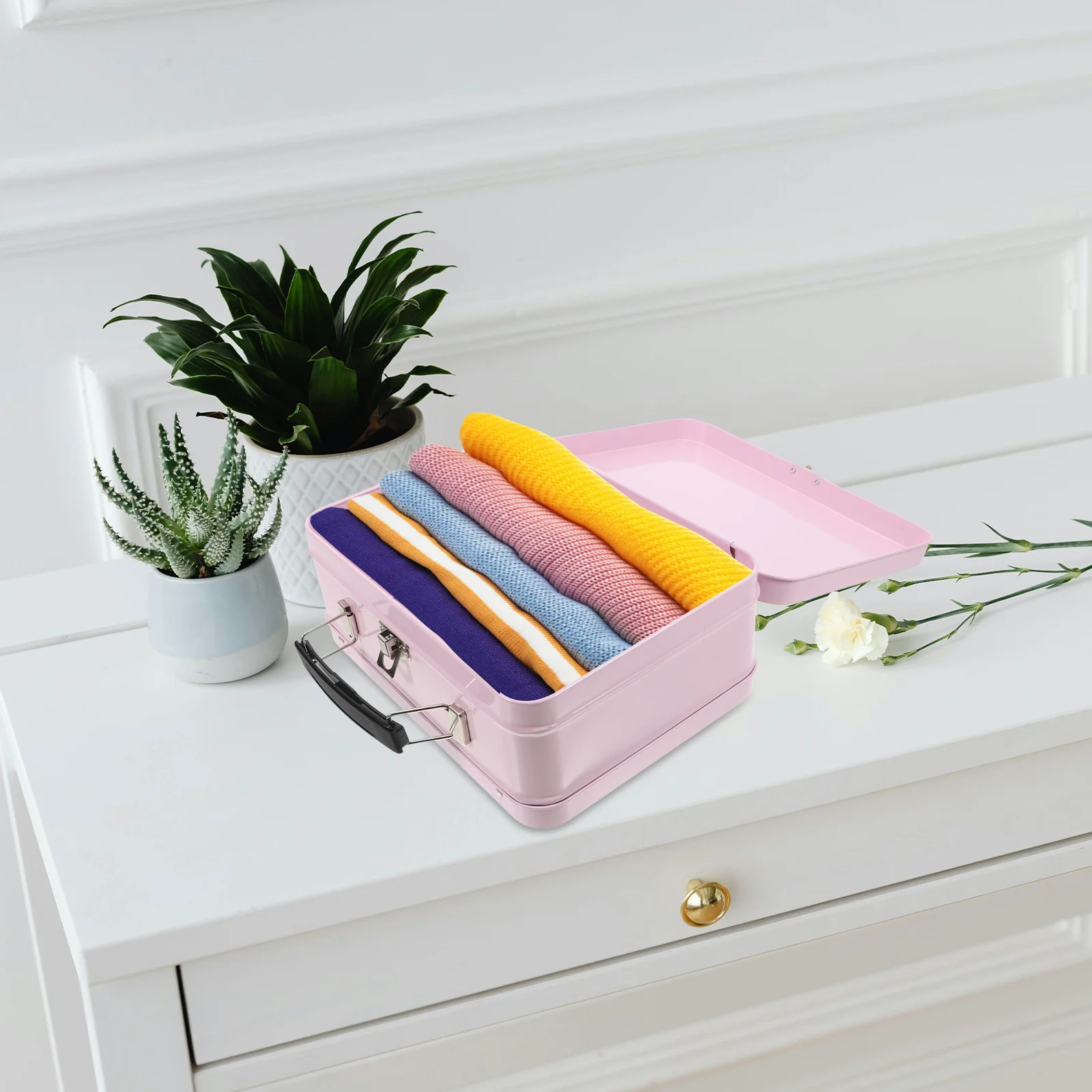 

Mini Suitcase Party Favor Box Vintage Tin Decorative Storage Box for Wedding Decorations Candy Keepsake Storage