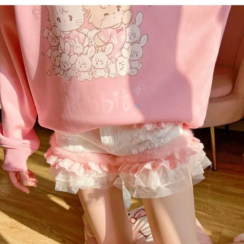 

Sweet Fashion Women's Spliced Lace Hole Denim Shorts Korean High Waist Plush Edge Soft Cute Short Pants Hot Pants