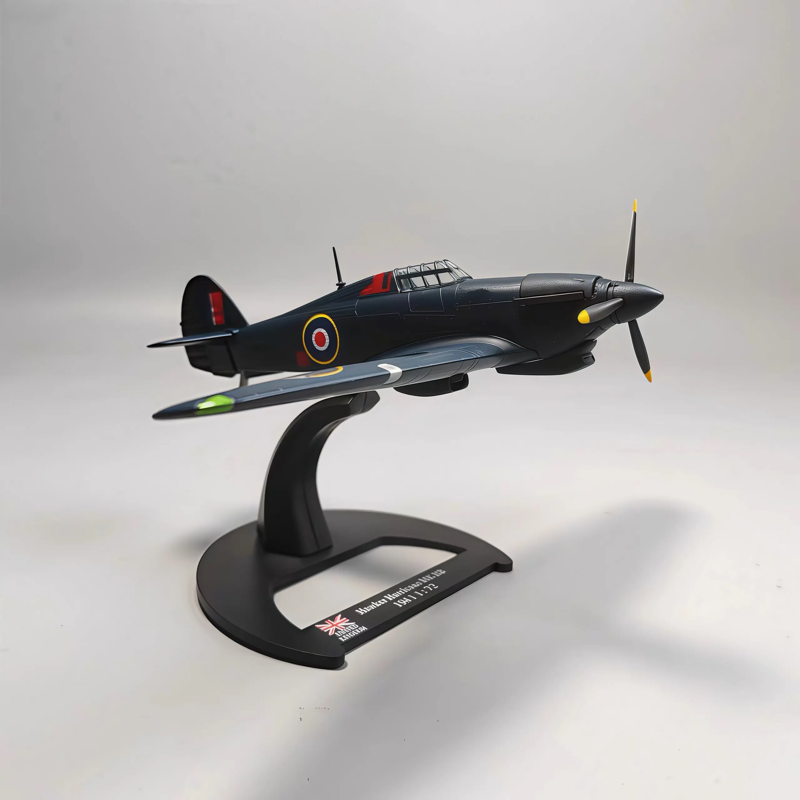 1/72 UK Hurricane Spitfire MK 2B With Stand Alloy Aircraft Model Static Display Desktop Decoration Airplane Diecast
