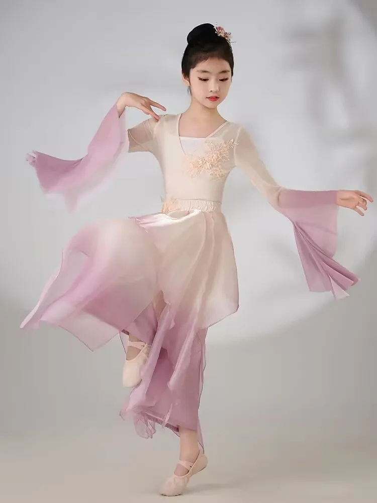 Klassische Tänzerin-Performance-Kostüme für Mädchen, Übungstanzkleidung, Schmetterlingsform, rosa Volkstanzkleid im chinesischen Stil für Kinder