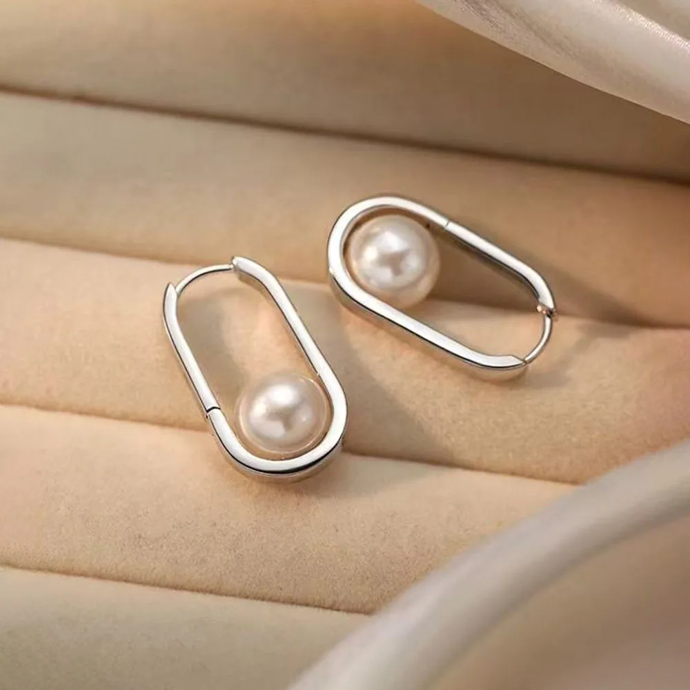 

Minimalist Style Oval Pearl Geometric Hoop Earrings For Women Party Exquisite Light Luxury Fashion Jewelry Accessible