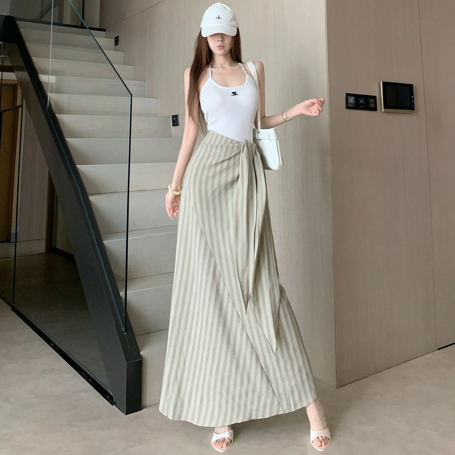 Elegant High Waist Stripe Half Skirt Women's Fashion Slimming Beautiful Long Skirt Spring Autumn Polyester Fiber A-Line Skirt
