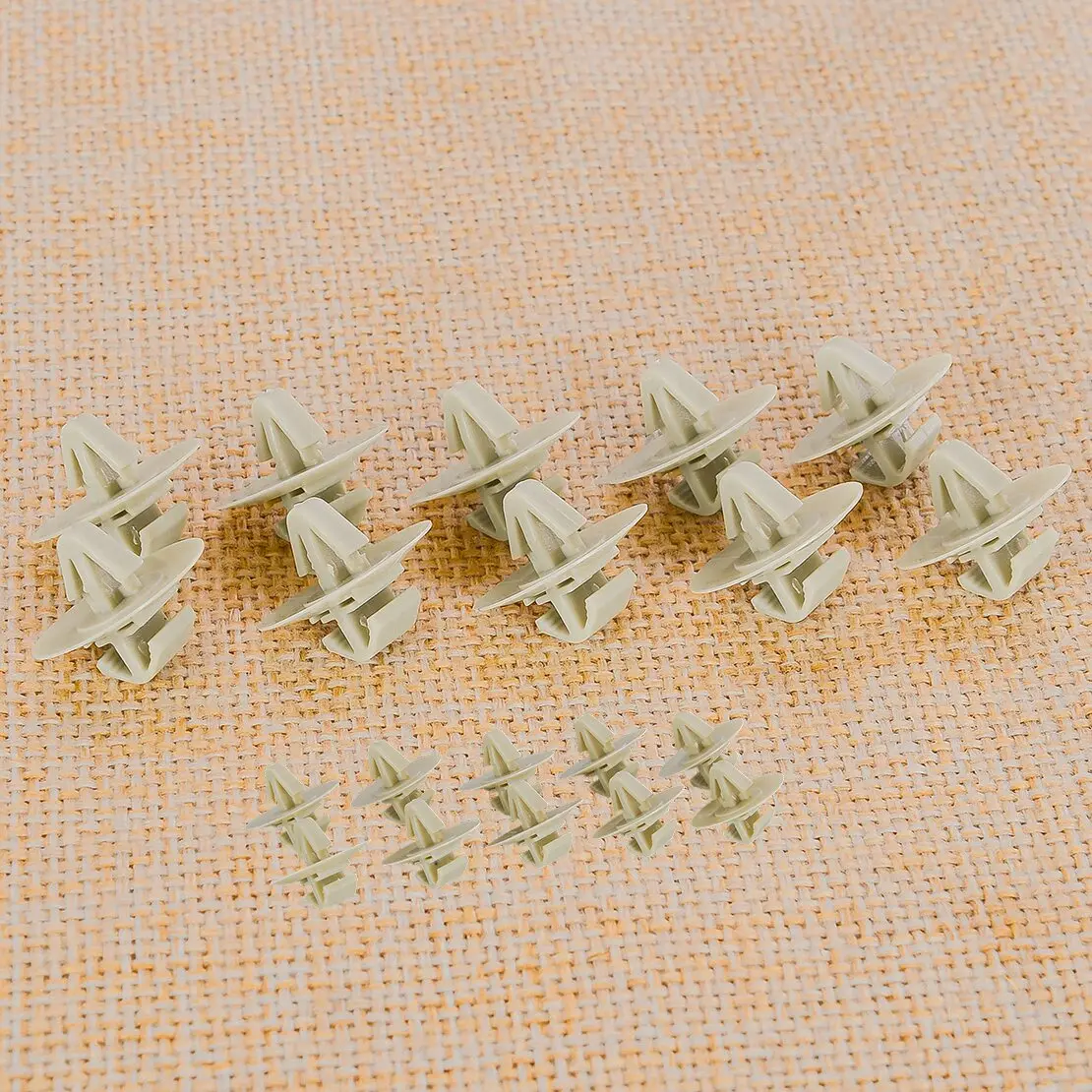 A0029918570 2E1867289C 10pcs Side Moulding Door Trim Panel Clip Plastic Fit For Mercedes-Benz Sprinter