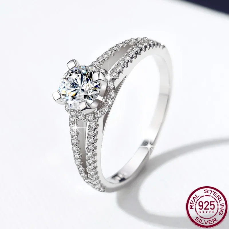 

New D color moissanite ring S925 pure silver plated pt950 1 carat crown wedding jewelry
