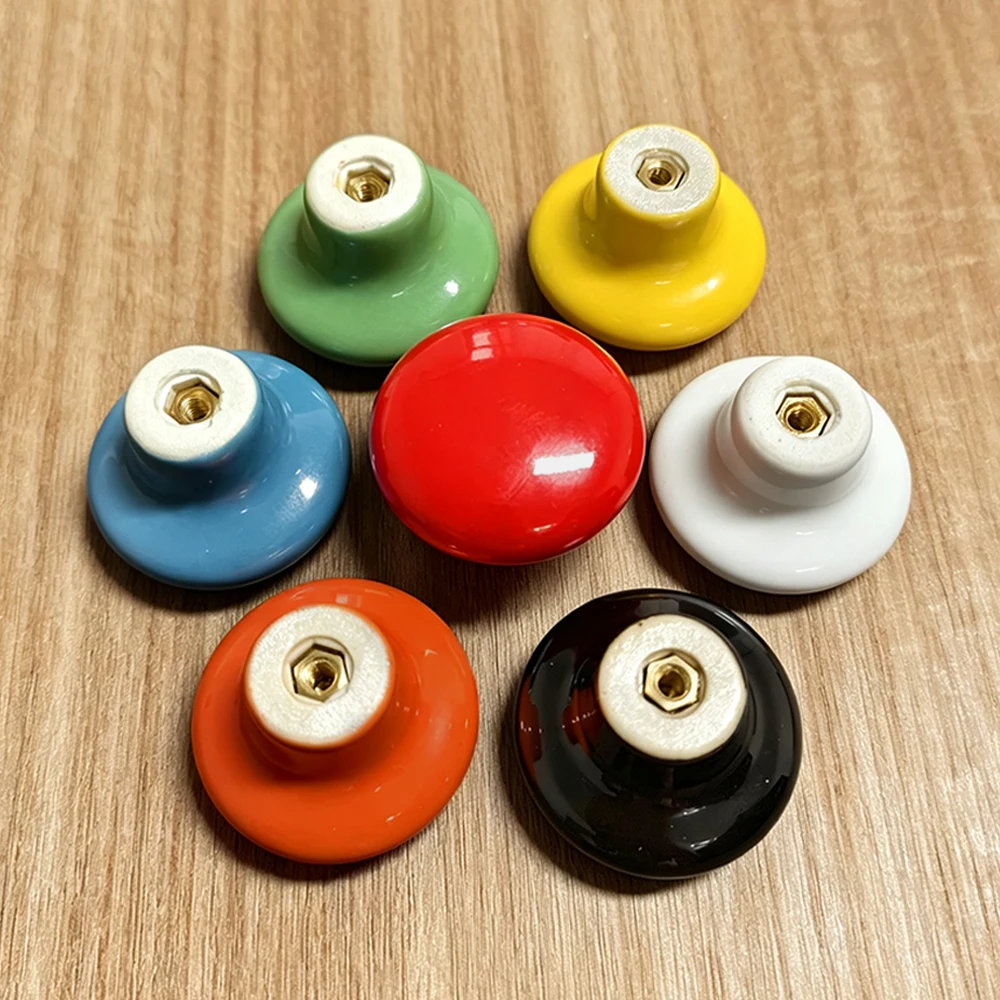 Cartoon Color Ceramic Hand-in-hand Wardrobe Door Hand-in-hand Children's Room Cute Single-hole Round Drawer Handle Cabinet Knobs