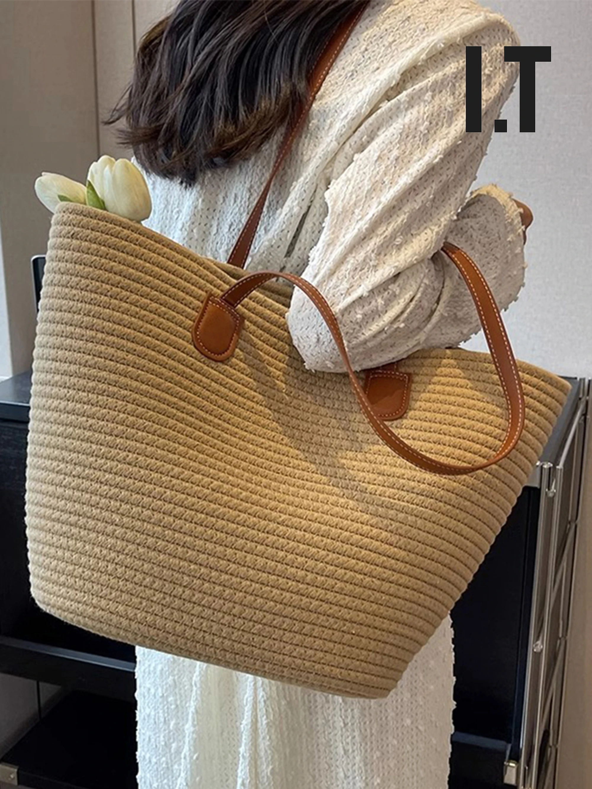 

Large Capaci St Woven Handbag Women's Summer Vaion Sle Handmade Bag Hong Kong Brand Faion Trend Soft Tote Bag
