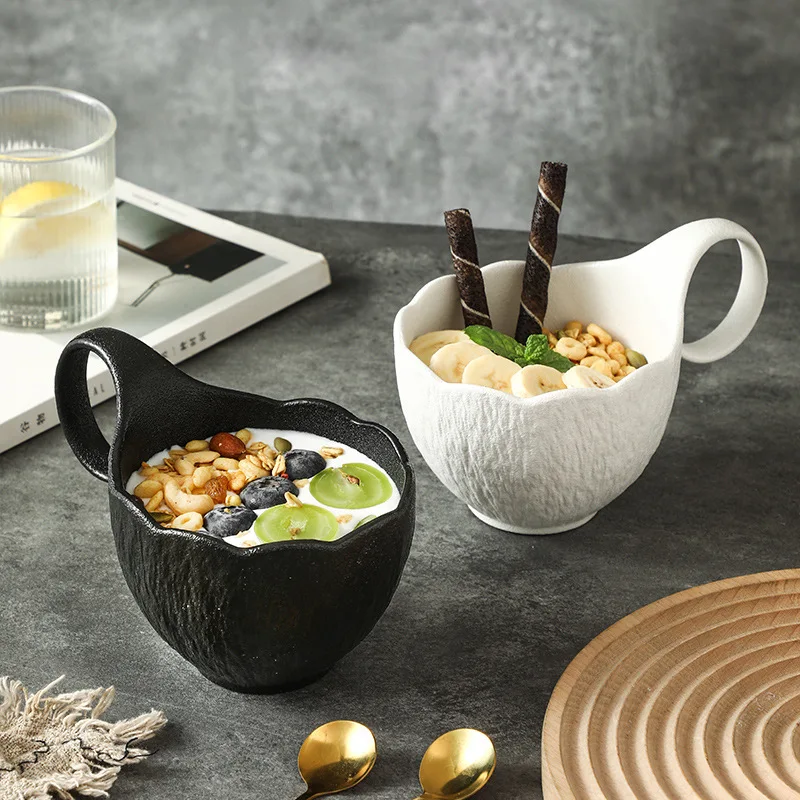 كوب بسيط من السيراميك بنمط الحجر باللونين الأبيض والأسود ذو قطر كبير ومقبض منحني كوب منزلي عالي المظهر ومستوى خفيف فاخر #4