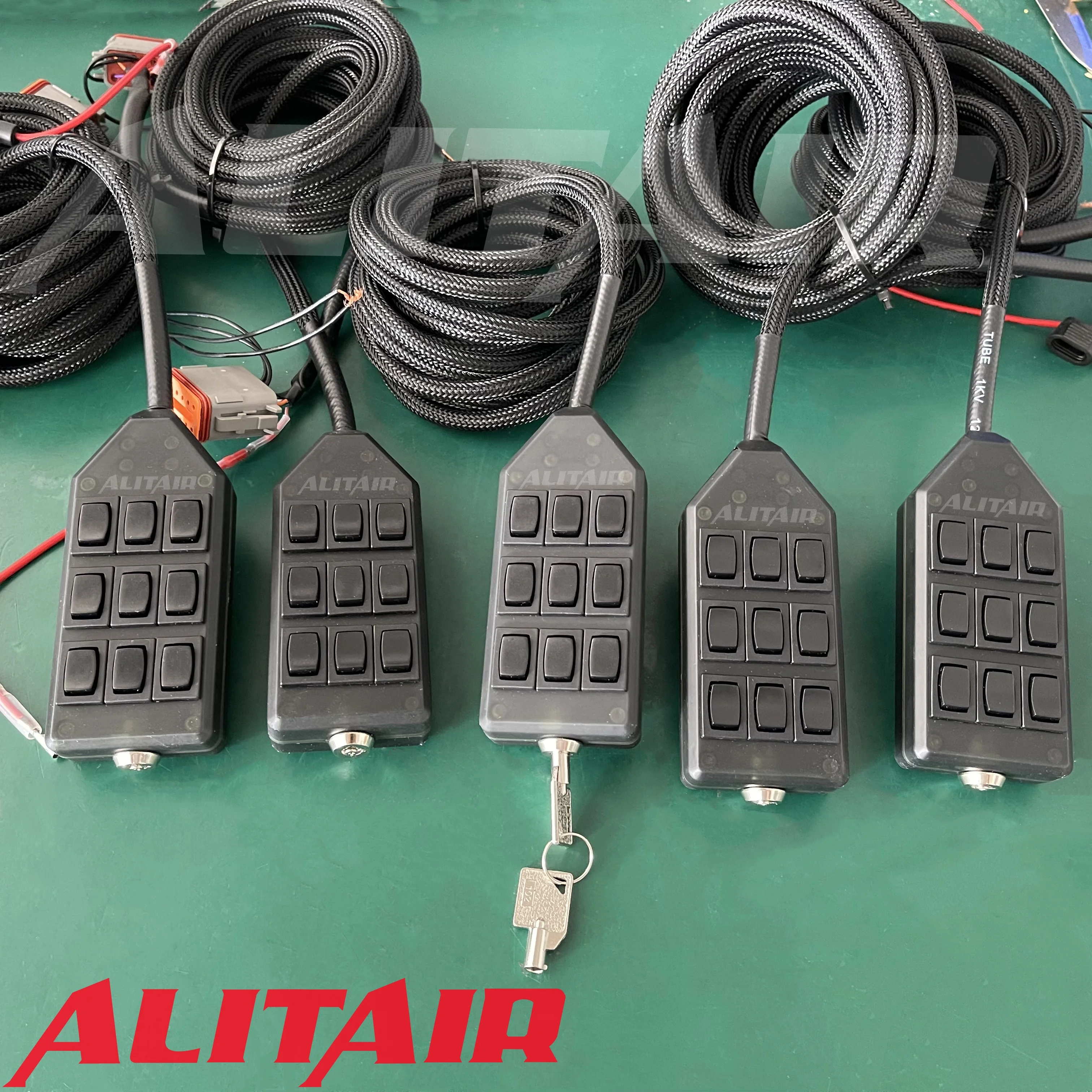 AVS ACCUAIR エアライドサスペンション スイッチボックス コントローラー