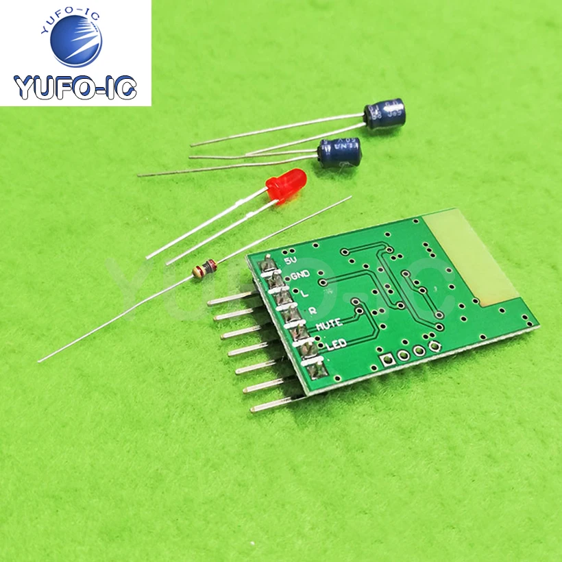 Free Ship 1PCS Bluetooth-compatible Sound Receiver Template Stereo Wireless Stereo Speaker Amplifier Modified DIY  Module 4.0