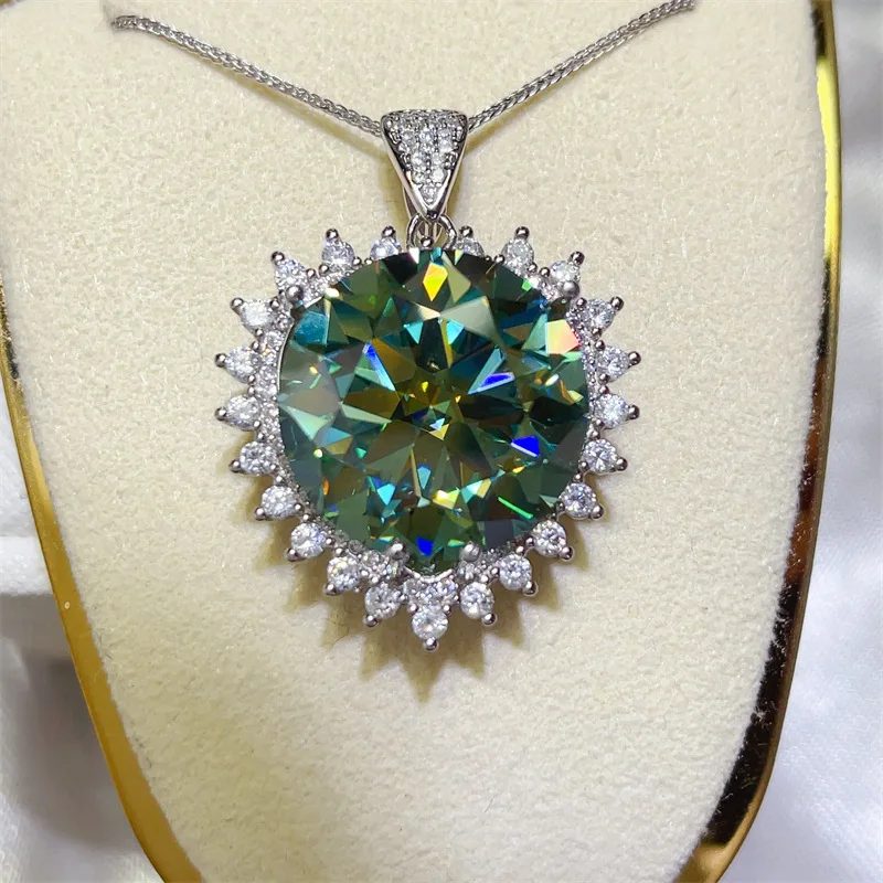 20 قيراط مويسانيتي مختبر الماس القلب قلادة قلادة فاخرة s925 الفضة مويسانيتي الأبيض الأخضر قلادة كبيرة غرامة مجوهرات GRA