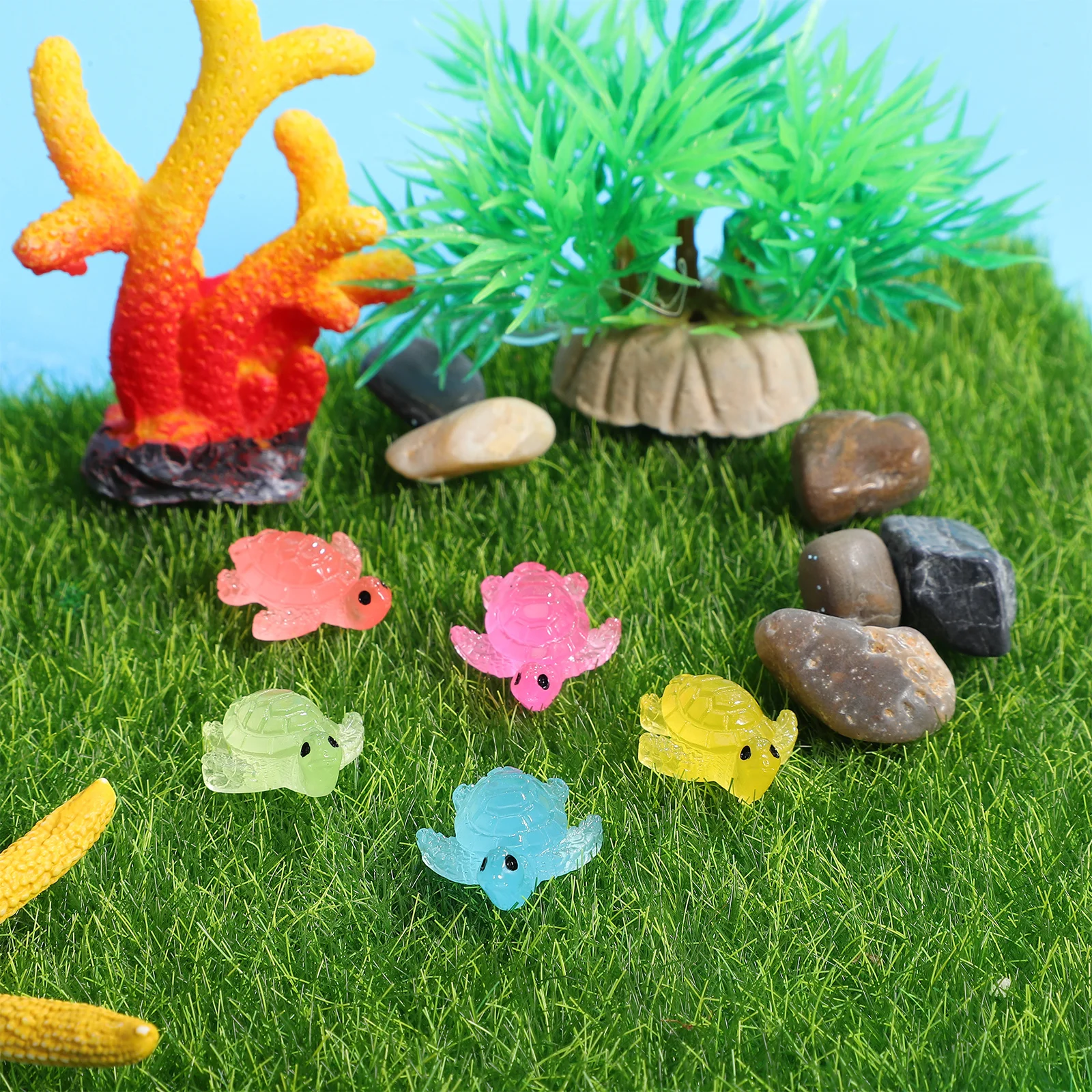 

50 pcs Glow In The Dark Mini Resin Turtles Vibrant Colors For Bonsai Aquarium Dollhouse Garden Decorations Mini Animal