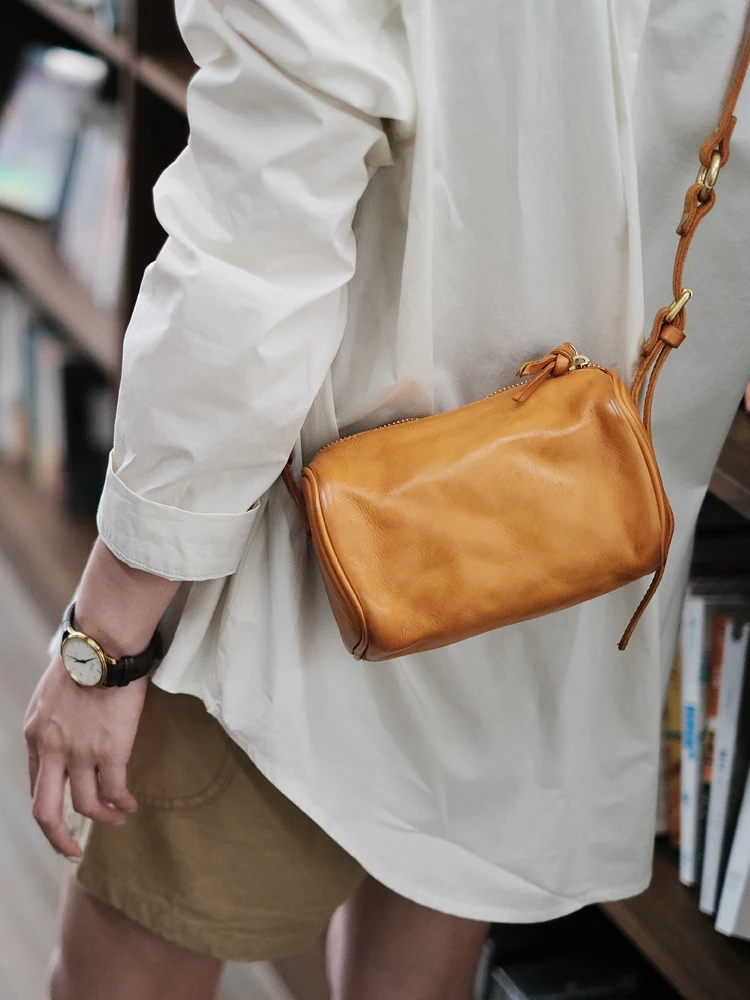 

PNDME simple fashionand daily light genuine leather women cute crossbody bag casual party luxury cow leather ladies shoulder bag