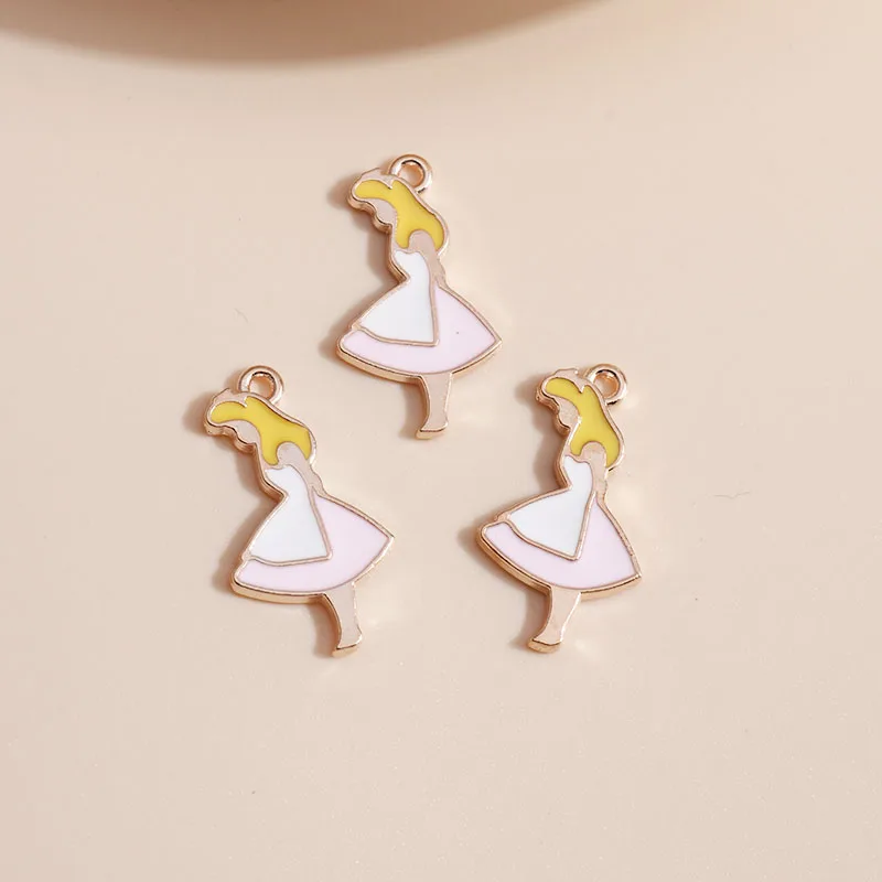 10pcs Cute Cartoon Girls Princess Charms per fare orecchini collana portachiavi ciondolo accessori per gioielli di moda fai da te