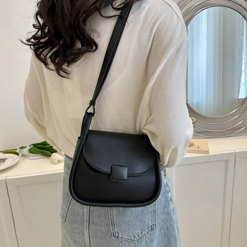 Bolsa crossbody da para mulheres bolsa ombro quadrada PU simples bolsa nas axilas