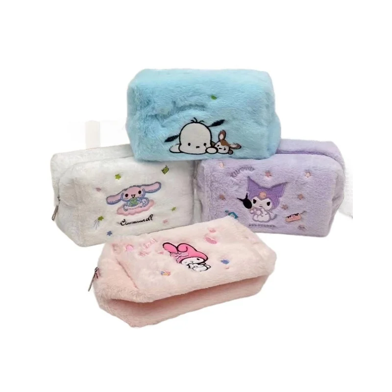 Sanrio Series Cinnamoroll Kuromi bolsa de lápices de felpa de gran capacidad bolsa de maquillaje bordada chica de dibujos animados regalo de cumpleaños de Navidad