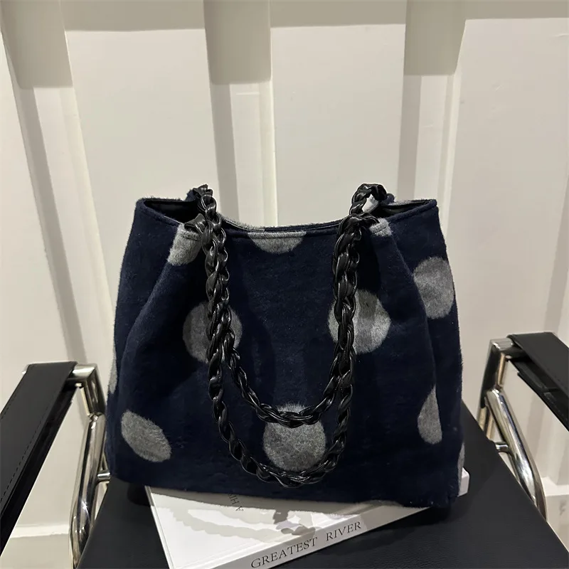 

Модная женская сумка на плечо в горошек, простая повседневная сумка подмышки, женская большая вместительная сумка-тоут, дизайнерская плюшевая сумка