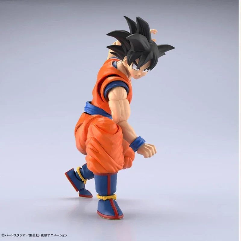 W magazynie Bandai Genuine Dragon Ball Kit Figure-rise Standard Son Goku New Spec Collection Model Anime Figurka akcji Zabawki Prezenty