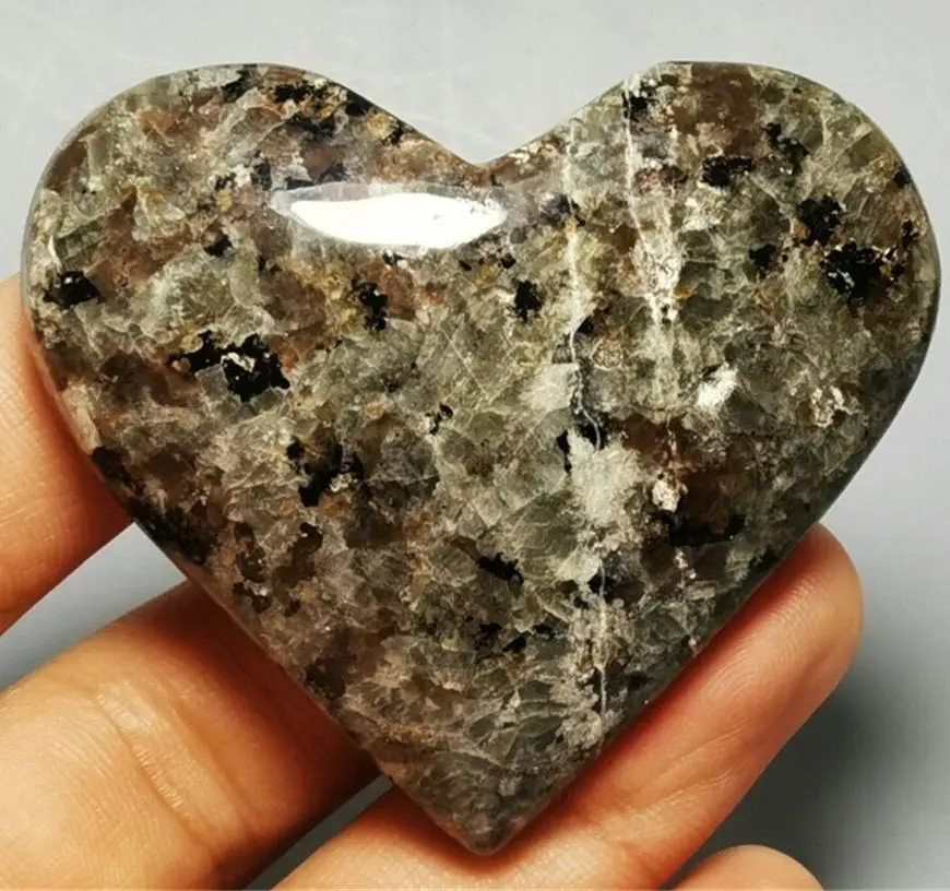 5A+ Natural Crystal Charms Yooperlite Heart Love Powerful Chakra Energy Wicca Healing Crystals Heart Spiritual Witchcraft Gift