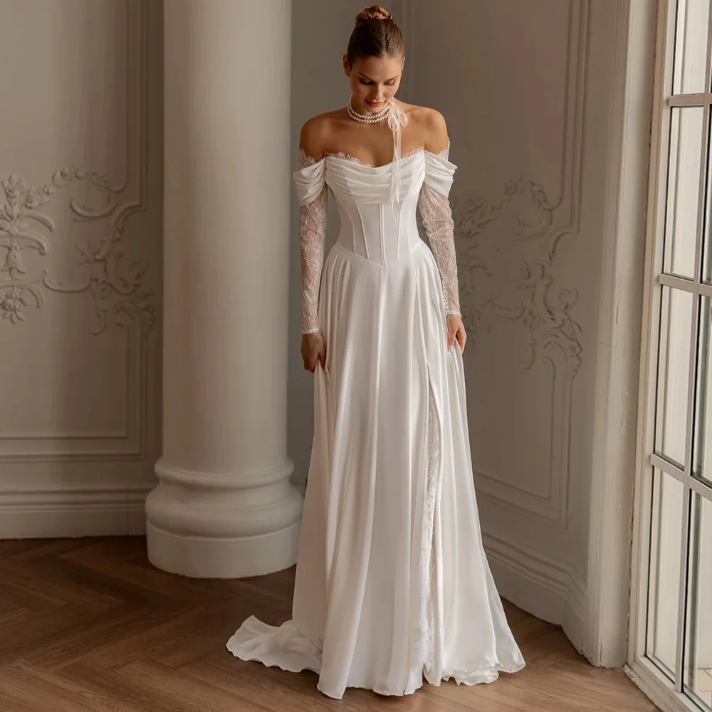 فستان زفاف شيفون ساحر بدون حمالات طيات مخصصة دانتيل قبالة الكتف فساتين الزفاف مع فتحة جانبية وقطار الاجتياح