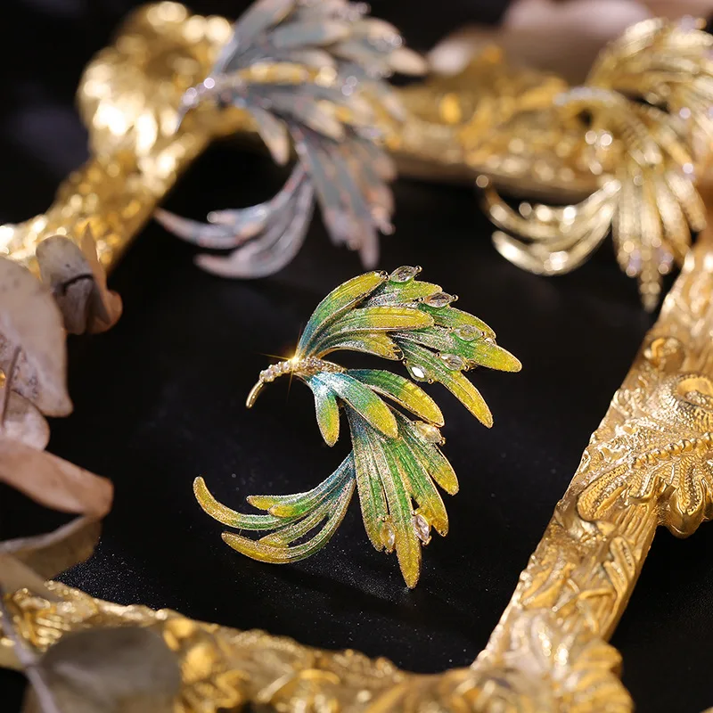 

Vintage Chinese Style Enamel Phoenix Brooch Elegant Women Trend Suit Cheongsam Corsage Accessories Feather Corsage Gift Pin