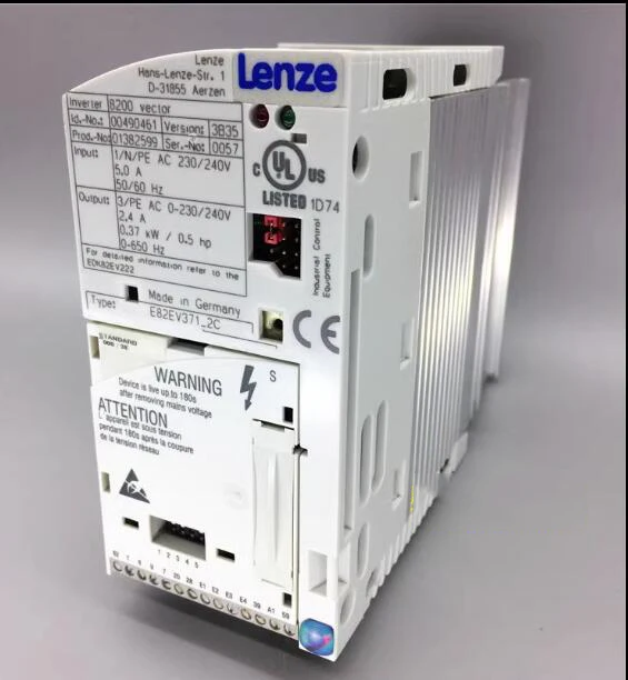 Original Lenze E82EV371-2C quality assurance warm 1 year