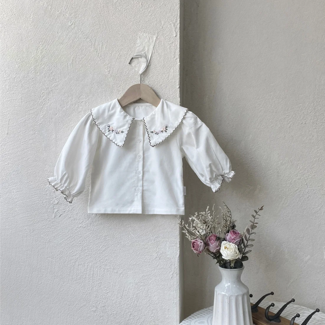 Baby Clothes Design Sense Embroidered Doll Collar Cotton Shirt 2024 Spring and Autumn New Girls Baby Sweet All Match Shirt