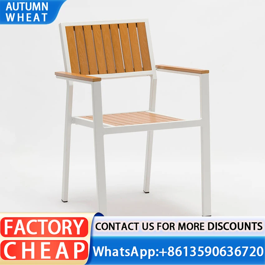 Outdoor Camping Portable Aluminium Lounge Chair Foldable Beach Chair with Modern Design for Garden & Stadium Seating