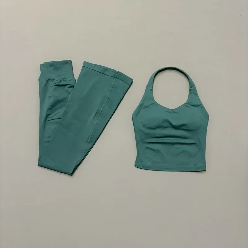 2-teiliges Fitness-Set für Damen: Nahtloses Gym-Haltertop und Hüftliftende Schlaghose für Yoga, Laufen und Workout – Detail 22