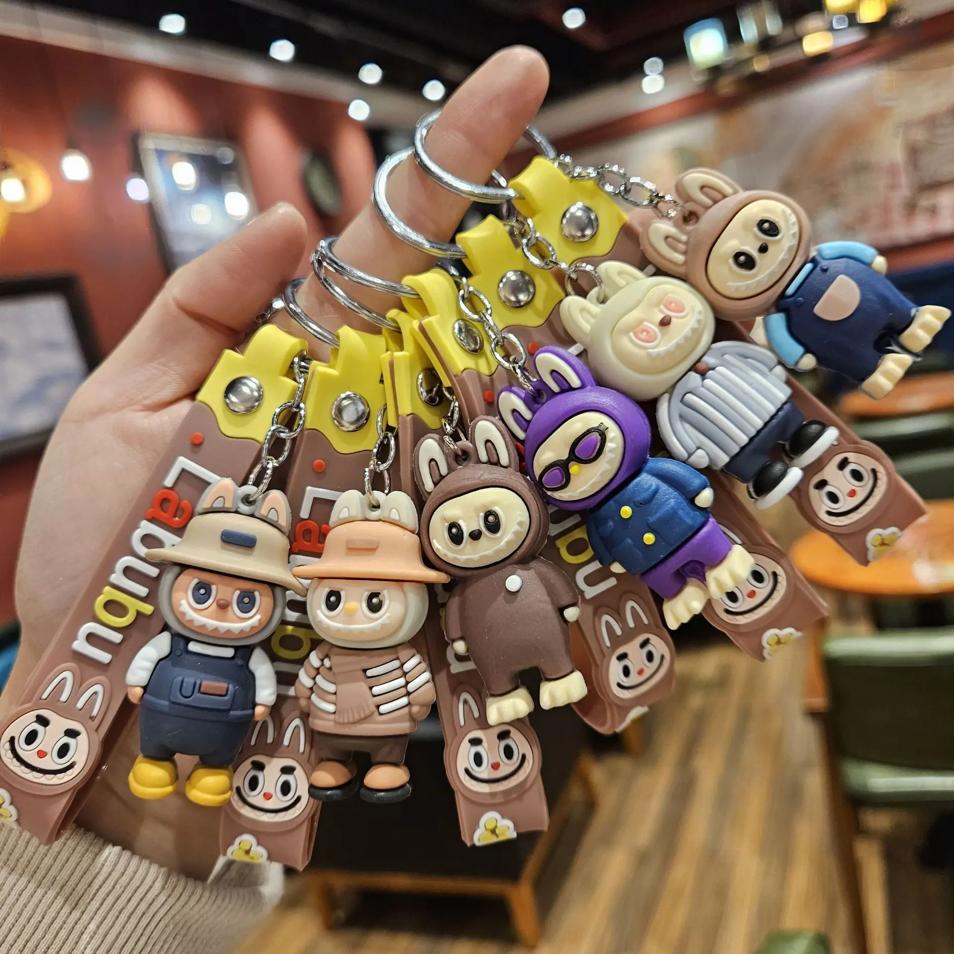 

2025 popular cartoon rabub keychain cute three-dimensional doll pendant jewelry reward student gifts small gifts