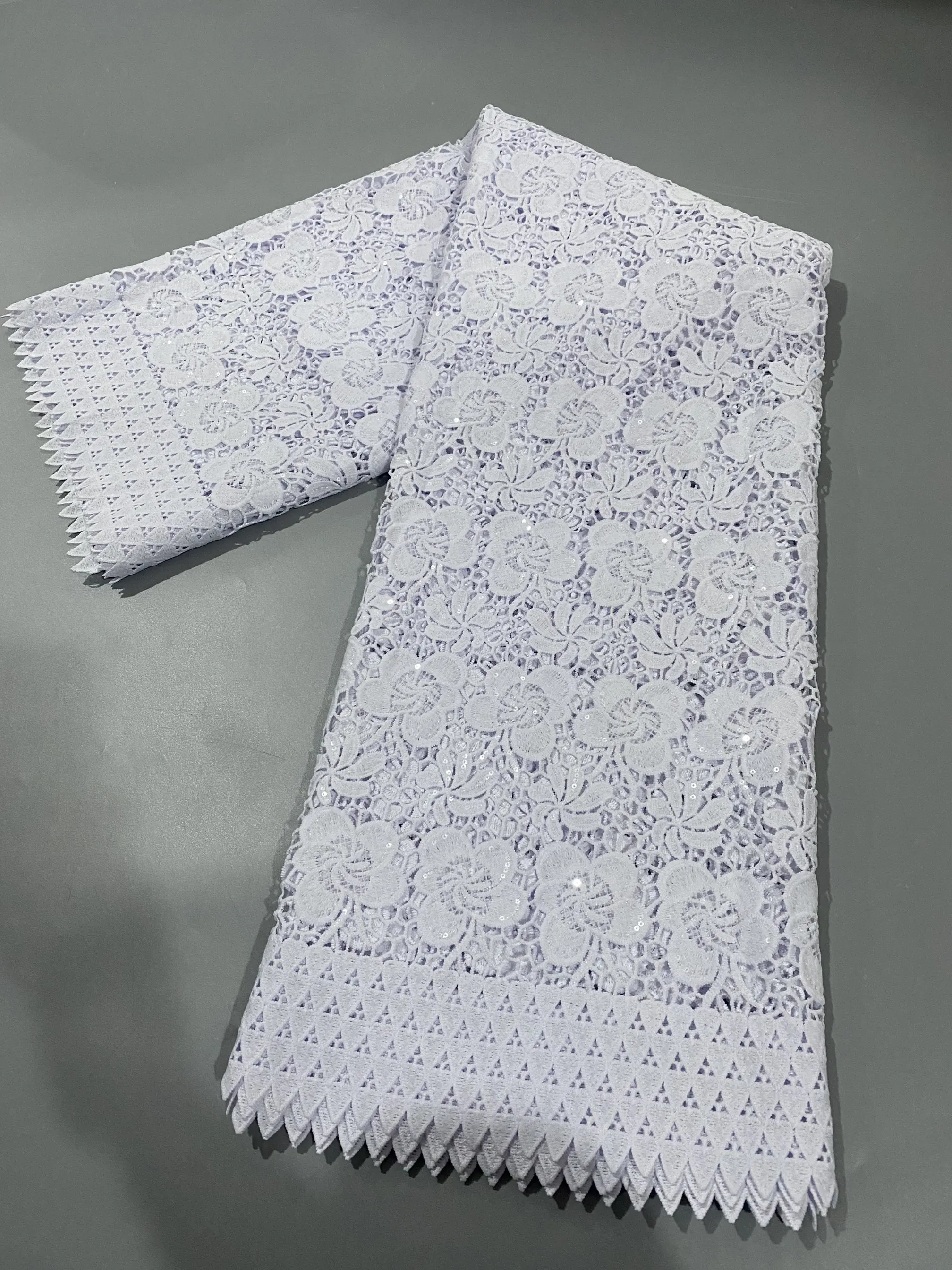 White Hot Sale African Guipure Cord Lace Fabric French Nigerian Sequins Water Soluble Lace Fabric For Women Wedding Party Dress
