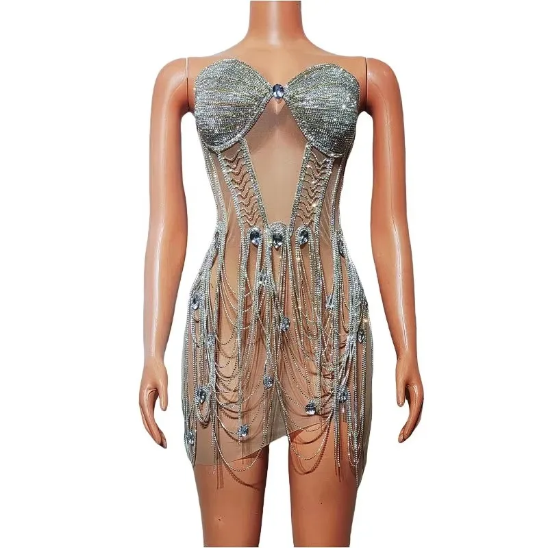 섹시한 스트랩리스 숏 드레스 럭셔리 라인스톤 체인 투명 프롬 드레스 셀럽 생일 나이트클럽 사진 촬영 의상