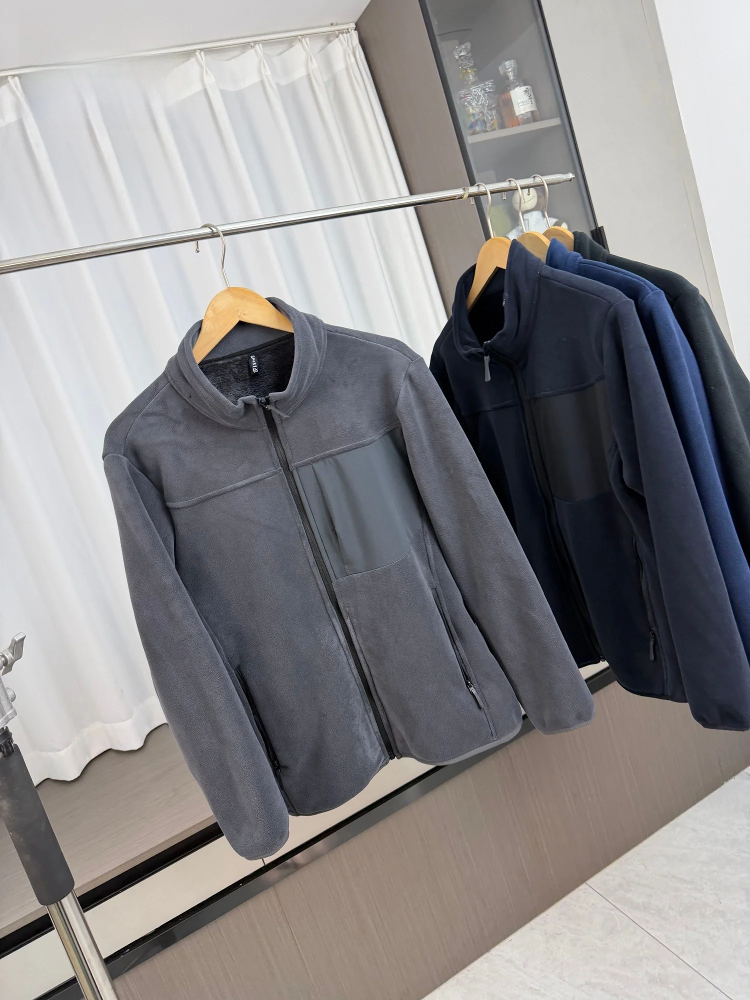 

Thiened Мягкий Оливер Бархатный Воротник-стойка Повседневная Мужская Осенне-зимняя Теплая Cany Single Faion Urban Sle Zipper...