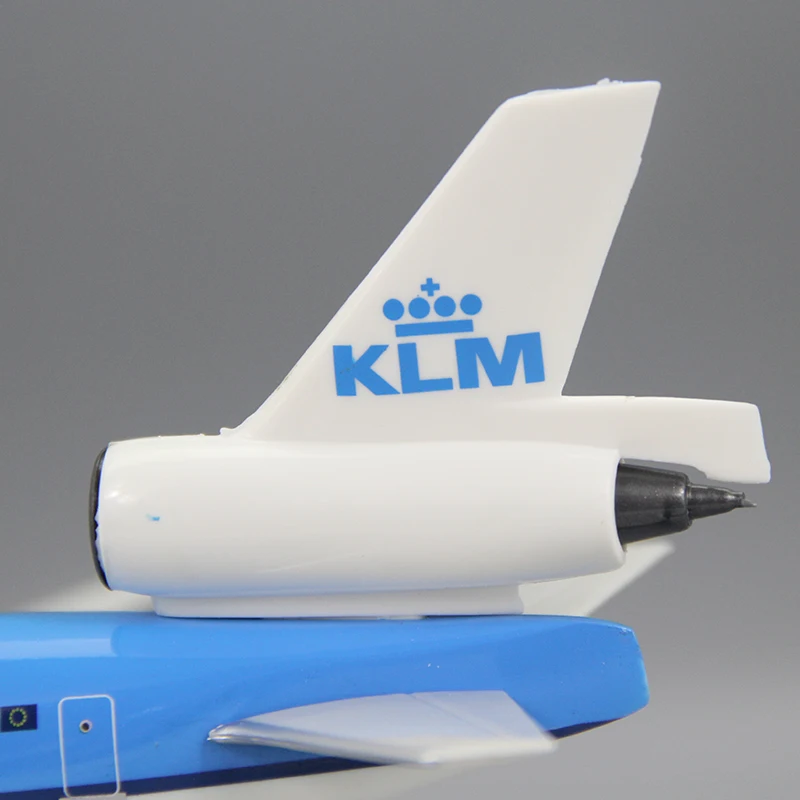 30CM 1:200 Scale  B787 KLM MD-11 Aircraft E190 ABS Resin Material Wing Assembly Aircraft Model Collection Toy Gift