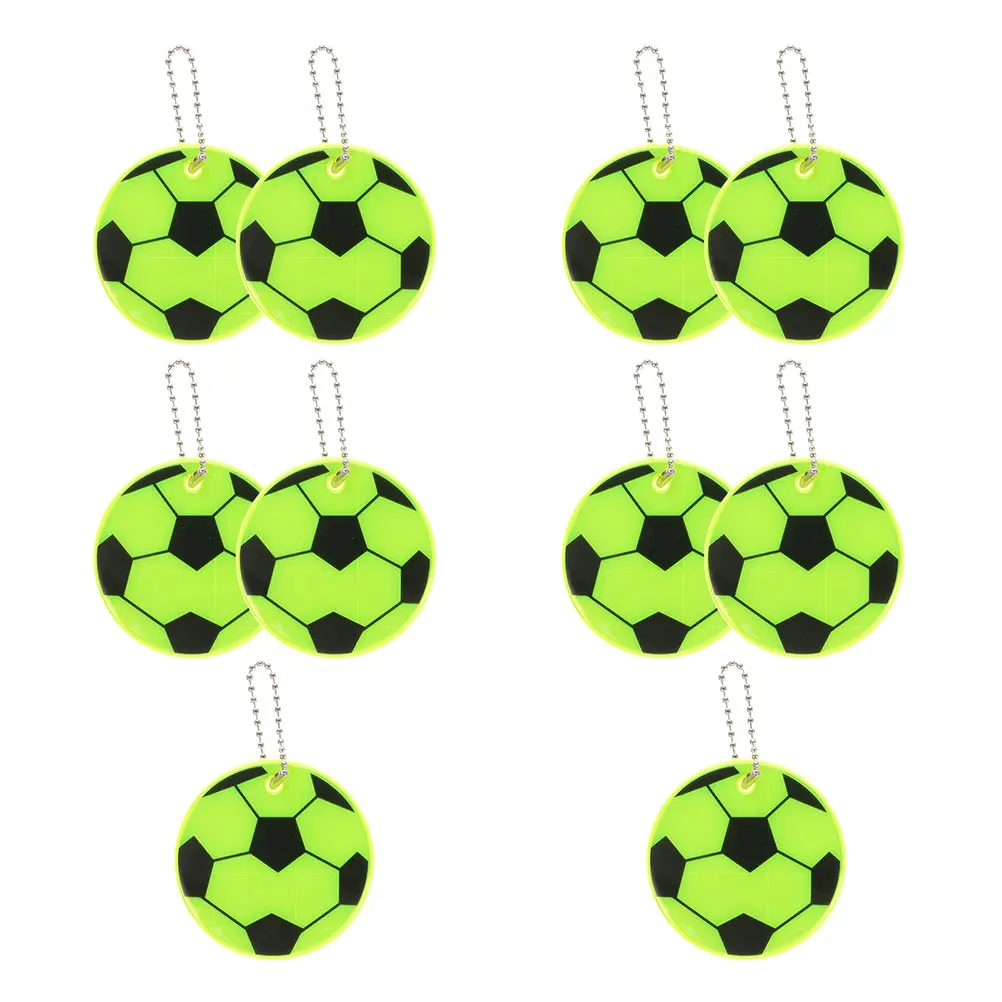 20 قطعة المعلقات عاكس كرة القدم الصغيرة لحقيبة الظهر حمل حقيبة السلامة في الهواء الطلق الطلاب اكسسوارات فريق الرياضة ديكور