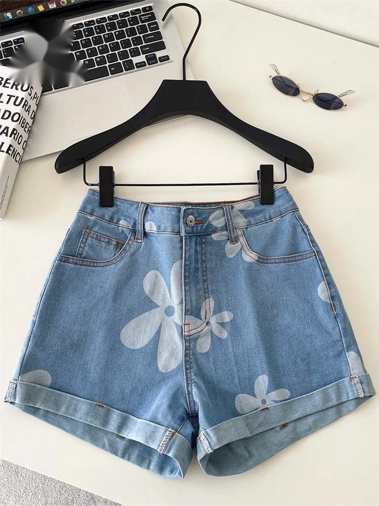 

Джинсовые шорты с принтом в корейском стиле, повседневные, с высокой талией, облегающие, оригинальный дизайн, женские летние мини-шорты с цветочным принтом Hotsweet
