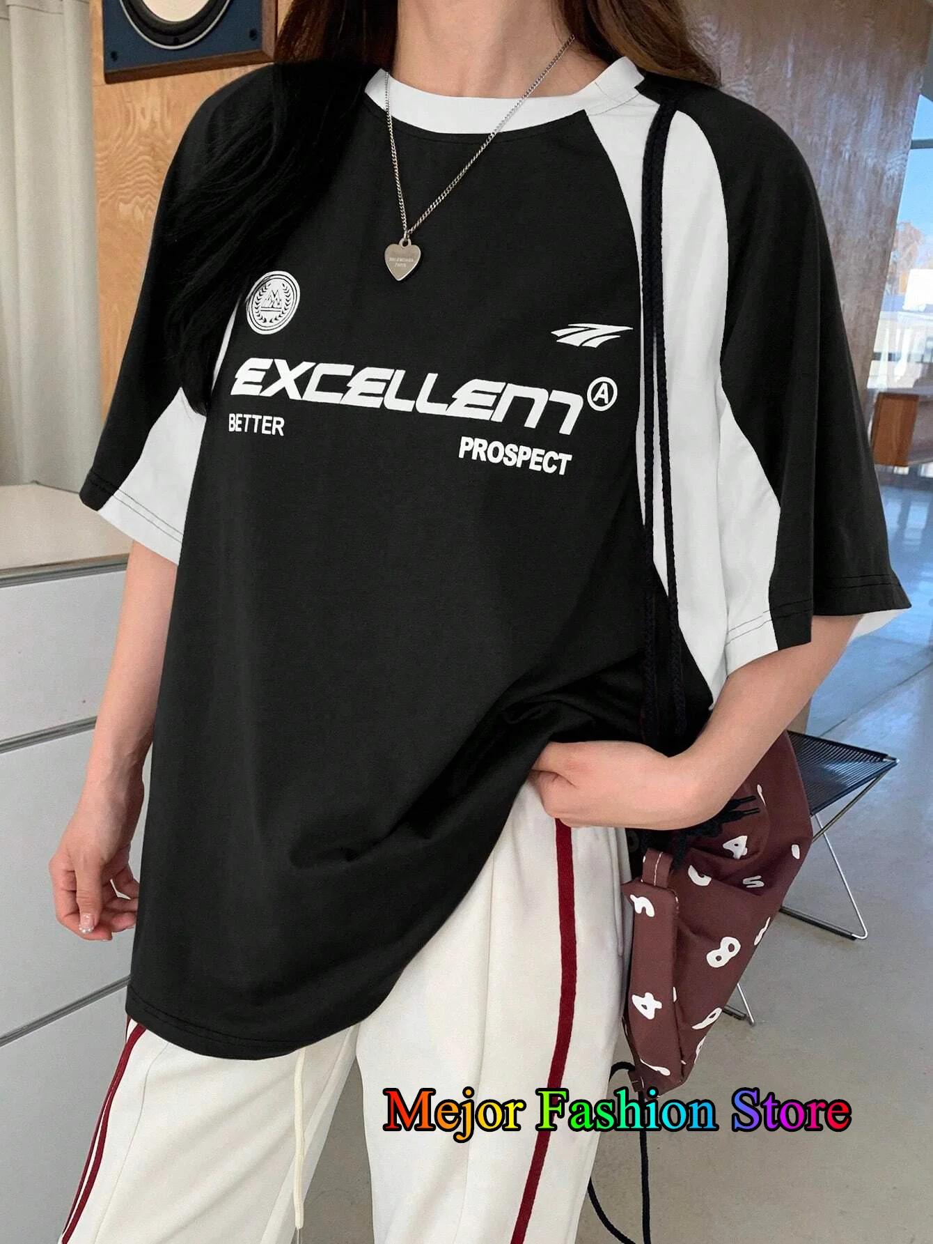 Letnia nowa koszulka z nadrukiem dla kobiet O-Neck czerwona patchworkowa siateczka z krótkim rękawem sportowa koszulka piłkarska Y2K bluzki oversize