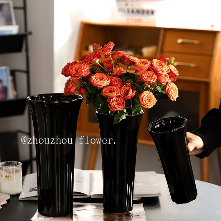 YFY vase petal mouth ceramic vase niche simple living room desktop ornament flower device home flower arrangement