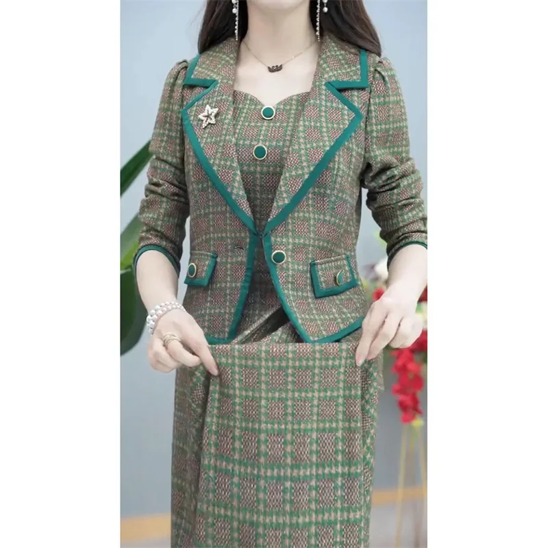 Long Sleeved Dress Fake Two Pieces For Women 2024 Spring And Autumn New Fashion Style Slimming Suit Collar Mid Length Dresses