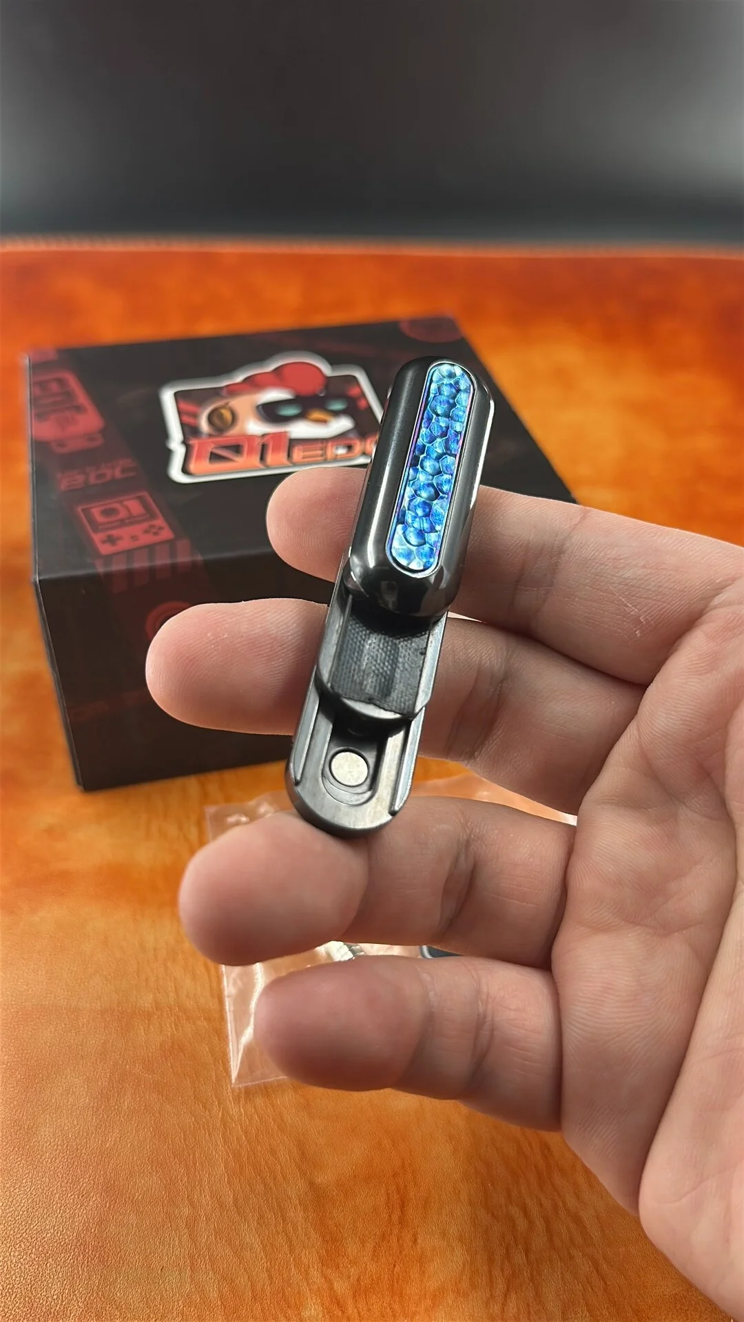 01edc Zirconium Hammer Pattern Pod-L Magnetic Push Plate USED EDC, decompression toy