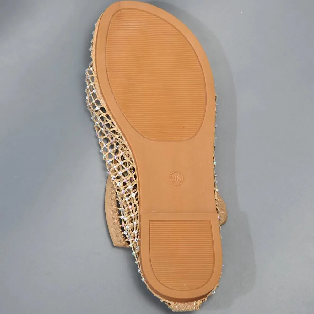 라운드 토 휴가용 라인스톤 샌들 슬리퍼 미끄럼 방지 방수 메쉬 해변 샌들 플랫 슈즈 샤이니 섹시 앵클 부츠 여름