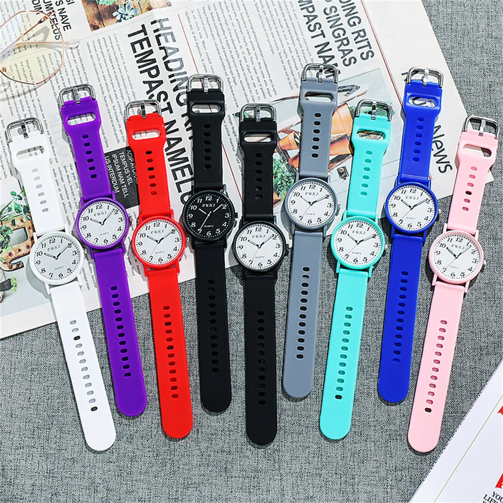 Multi Color Silicone Strap Watch for Students Quartz Minimalist Watch Digital Ins Watches for Women Fashion Round Dial Relogio