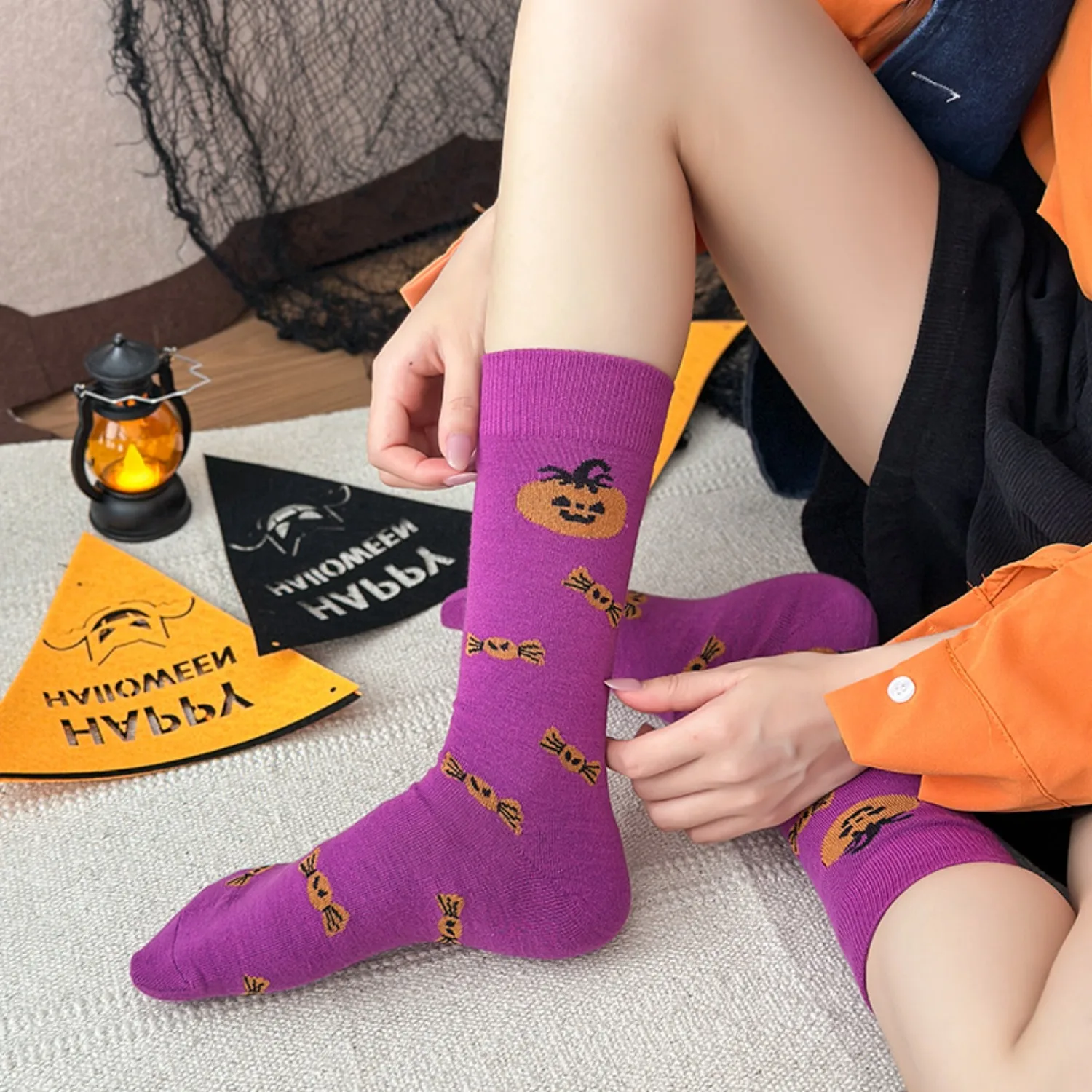 1/10 Pairs Halloween Crew Socks Women Men, Funny Ghost Bat Pumpkin Spider Mid Calf Socks, Autumn Winter Couple Streetwear