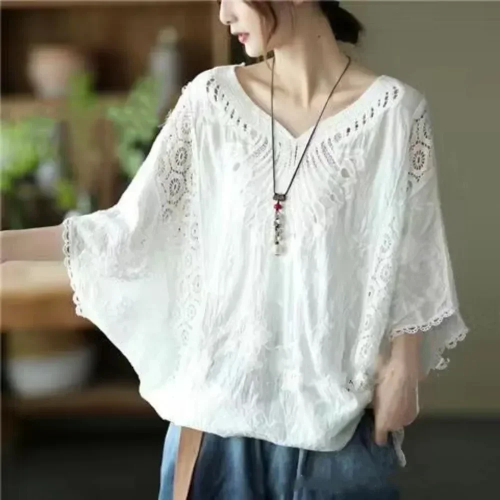 

2024 New Summer Fashion All Cotton Hollow-out Hook Flower Bat Sleeve Top Loose Short Sleeve Temperament Art Smock T-shirt Woman