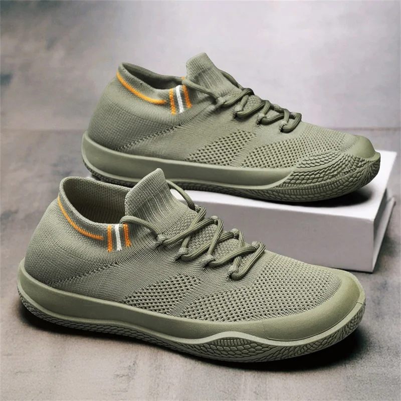 

Romantic Dating Sneakers, Padded Soft Insole for Boulevard Strolls, Café Visits and Leisure Night Downtown Sightseeing Dates
