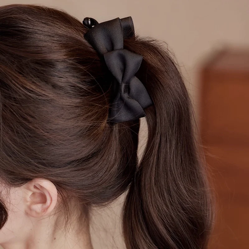 1Pc Koreanische Satin Bögen Haar Clips Für Frauen Kunststoff Banana Clips Schwarz Braun Pferdeschwanz Halter Nicht-slip Solide barrettes Zubehör