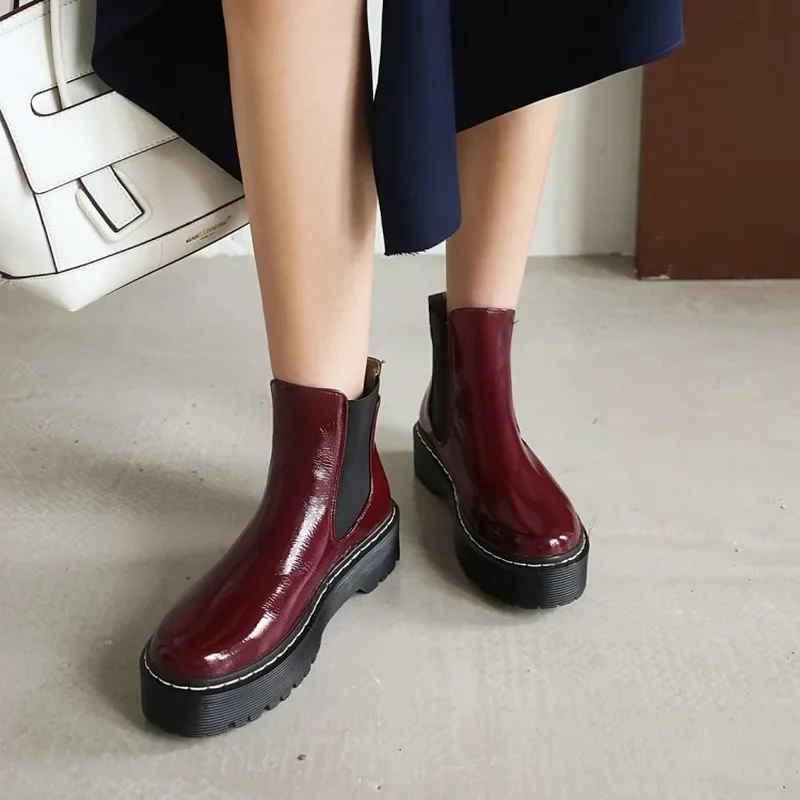 winter The New fashion British style Thick bottom boots black gray Red wine Round head Handsome High heels Women boots